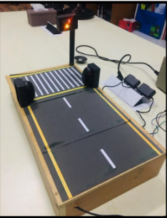Prototype Traffic Light Ramah Pejalan Kaki Berbasis Arduino Uno