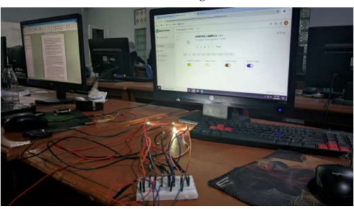 Lampu Basis Internet of Things (IoT)