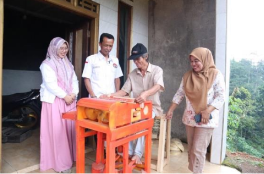 Alat Anyam Semi Otomatis Terbarukan